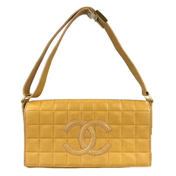 シャネル チョコバー レザー イエロー ショルダーバッグ