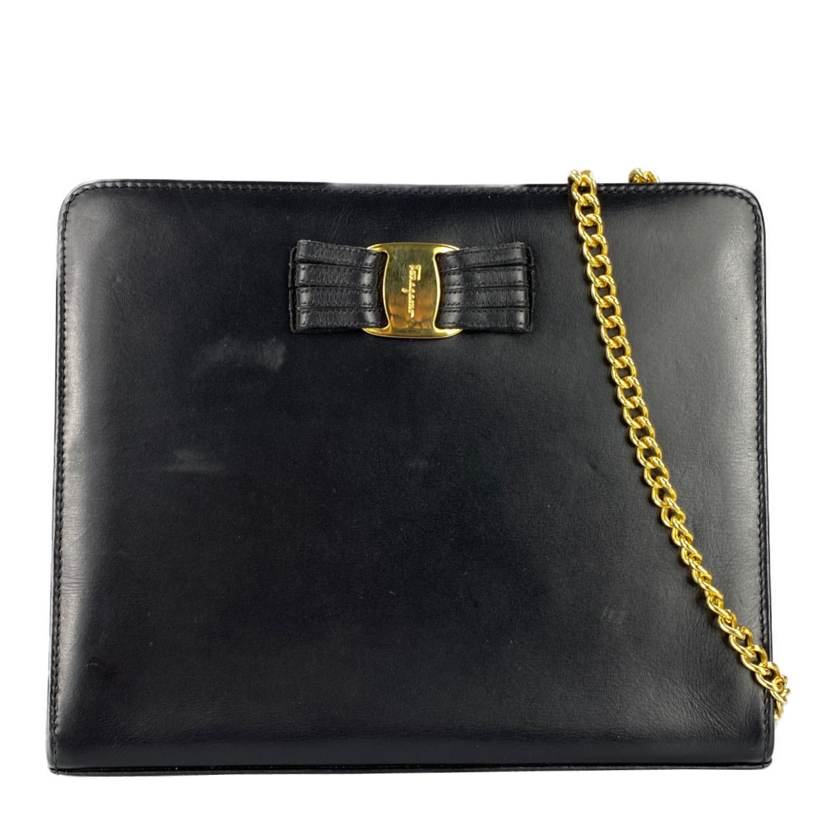 フェラガモ ヴァラ リボン ショルダーバッグ