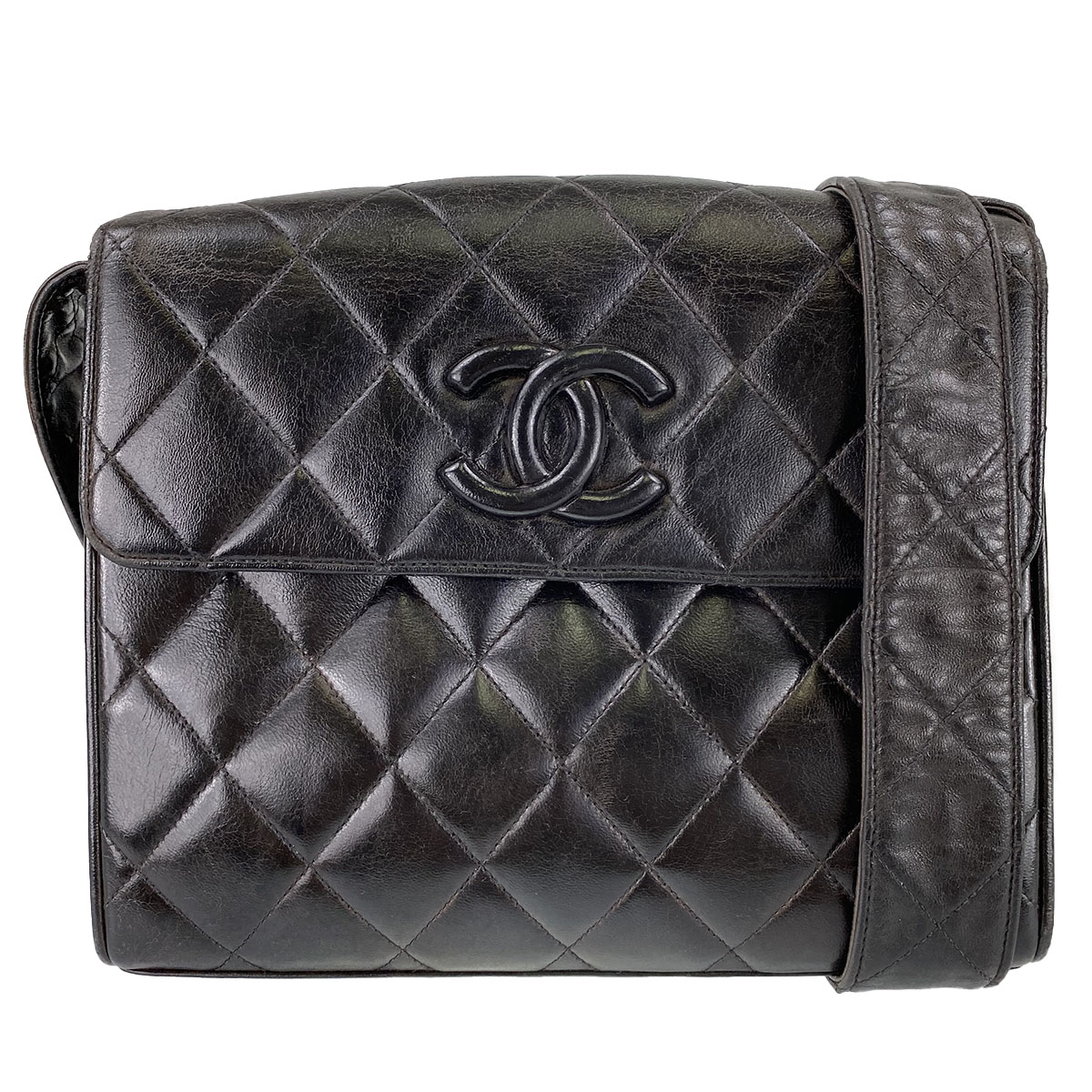 シャネル マトラッセ ラムスキン ブラック ショルダーバッグ