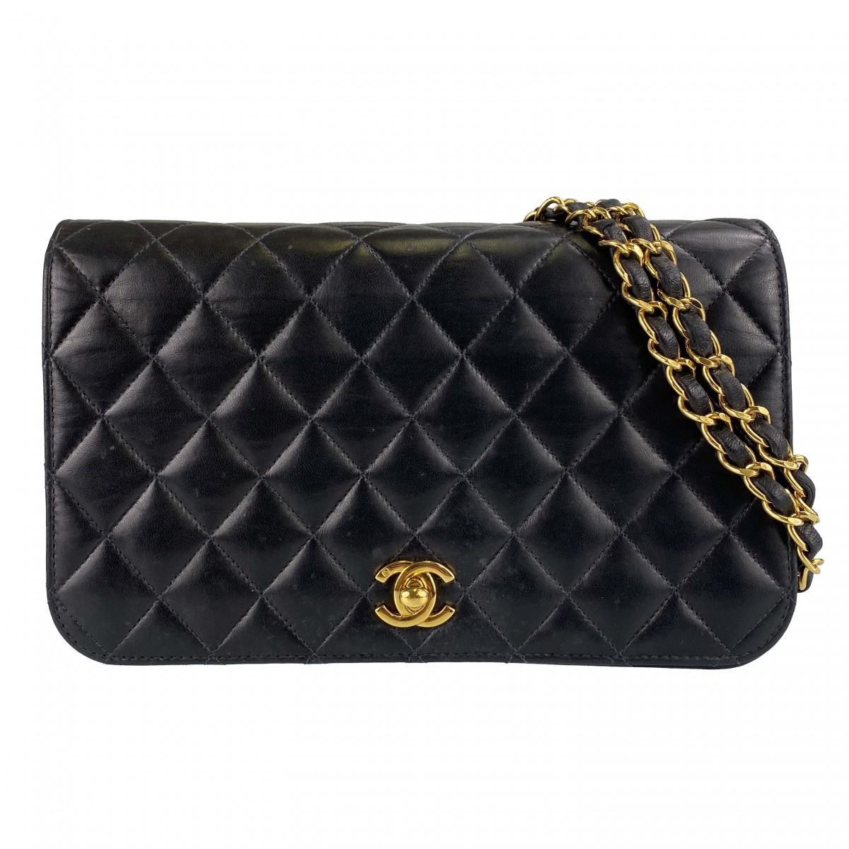 シャネル マトラッセ ラムスキン ブラック ショルダーバッグ