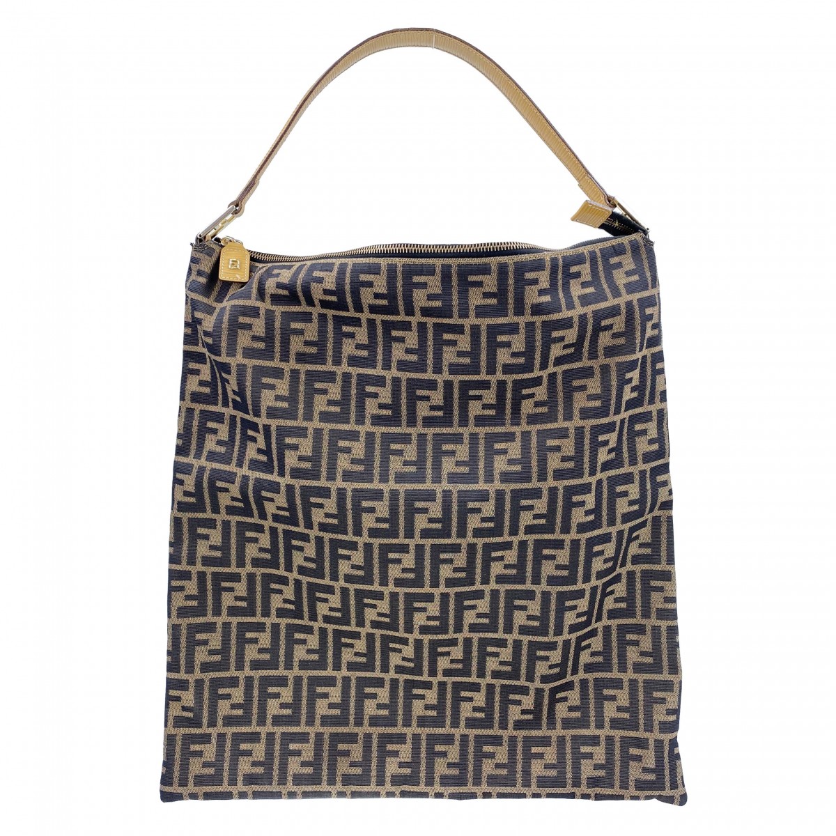 フェンディ ズッカ ショルダーバッグ