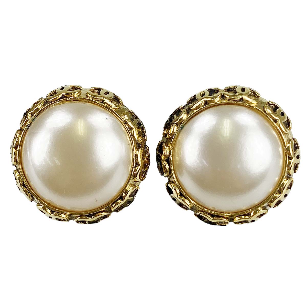 シャネル ゴールドメッキ フェイクパール ホワイト イヤリング