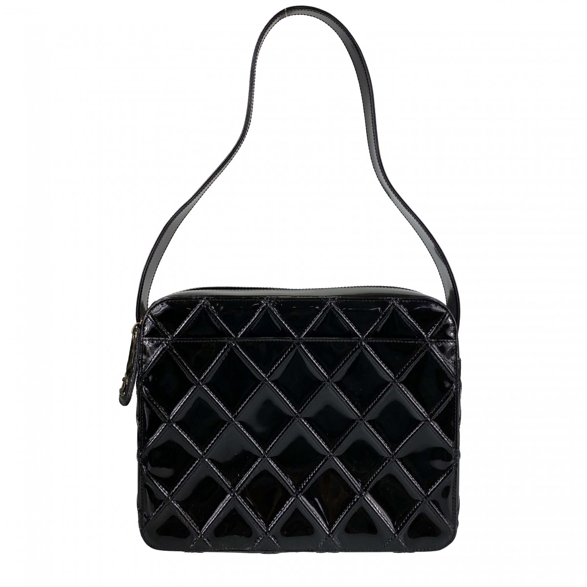 シャネル マトラッセ パテント ブラック ショルダーバッグ