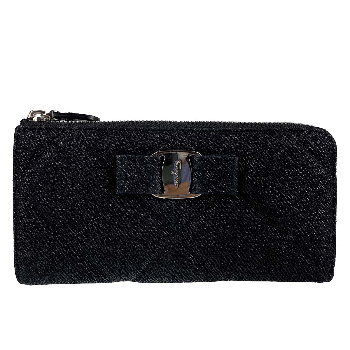 フェラガモ ヴァラ リボン 長財布