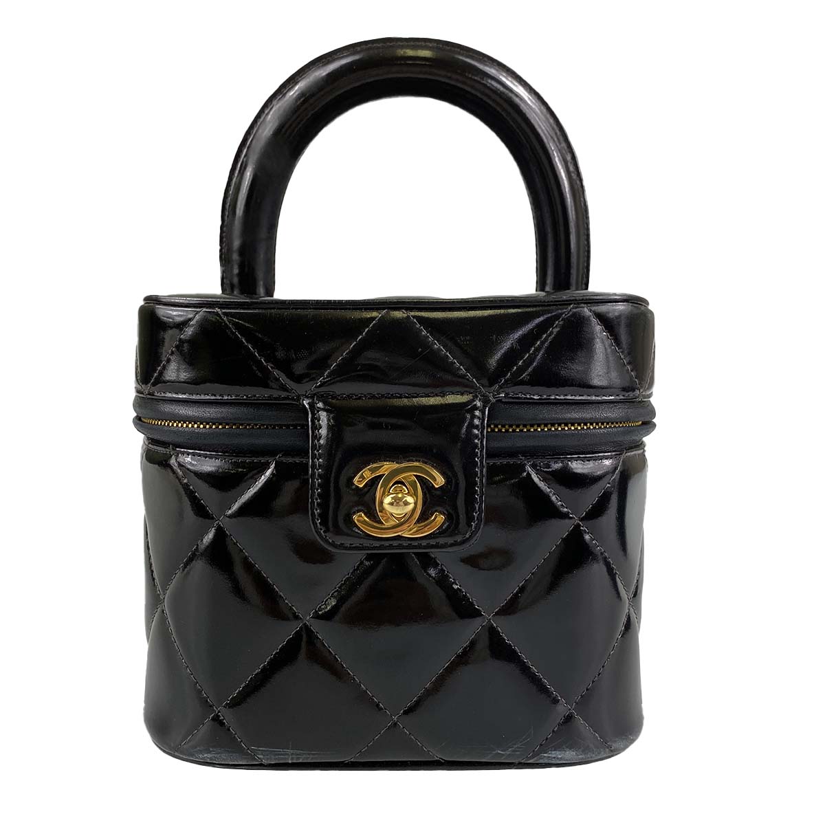シャネル マトラッセ パテント ブラック バニティバッグ