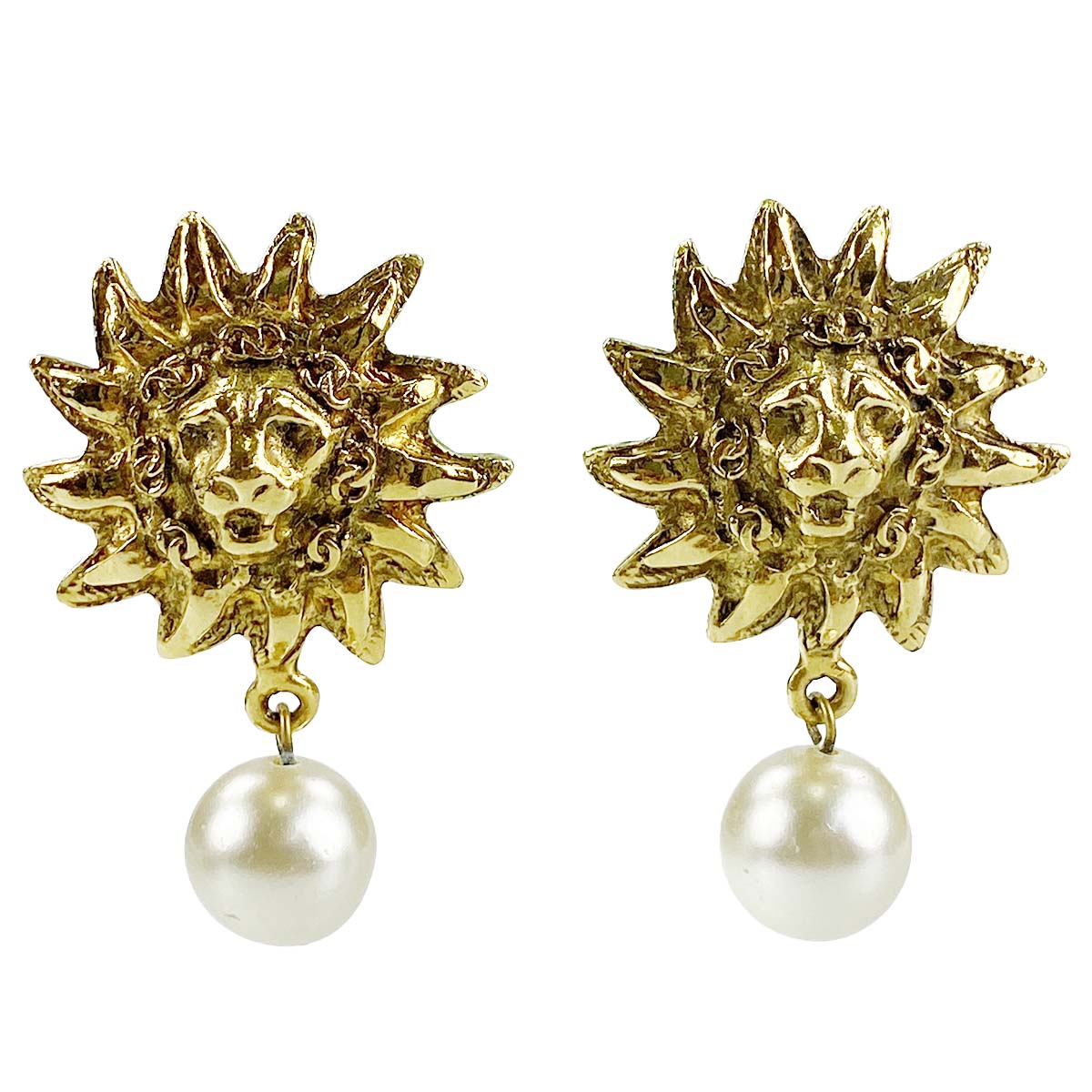 シャネル ゴールドメッキ ライオンモチーフ ゴールド イヤリング