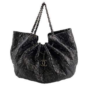 シャネル ビニール フラワーステッチ ブラック ショルダーバッグ