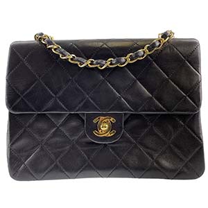 シャネル マトラッセ 20㎝ ラムスキン ブラック ショルダーバッグ