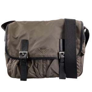 プラダ ナイロン ブラウン メッセンジャー ショルダーバッグ