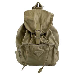 プラダ ナイロン カーキ リュック