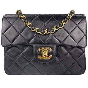 シャネル ミニマトラッセ 18㎝ ラムスキン ブラック ショルダーバッグ