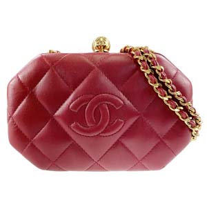 シャネル マトラッセ ラムスキン がま口 レッド ショルダーバッグ