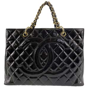 シャネル マトラッセ パテント レザー ブラック トートバッグ