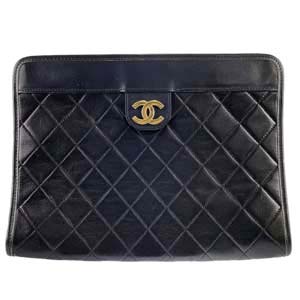 シャネル マトラッセ ラムスキン ブラック クラッチバッグ