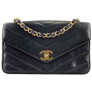 シャネル Vステッチ ラムスキン ブラック ショルダーバッグ