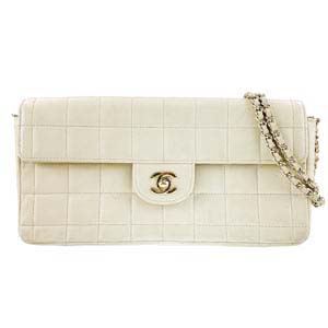 シャネル チョコバー ラムスキン アイボリー ショルダーバッグ