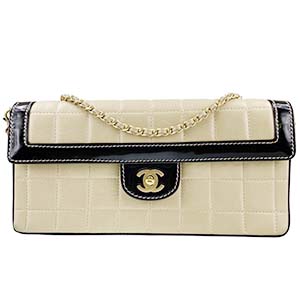 シャネル チョコバー ラムスキン パテント ベージュ ブラック ショルダーバッグ