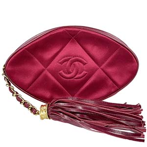 シャネル マトラッセ 19㎝ フリンジ サテン レッド チェーン ポーチ