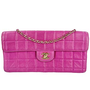 シャネル チョコバー ラムスキン ピンク ショルダーバッグ