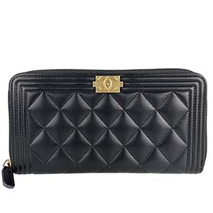 シャネル ボーイシャネル ラムスキン ブラック ラウンドファスナー 長財布
