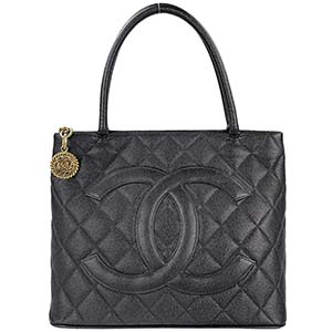 シャネル 復刻トート マトラッセ キャビアスキン ゴールド金具 ブラック トートバッグ