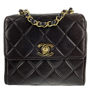 シャネル マトラッセ 15㎝ ラムスキン ブラック ショルダーバッグ