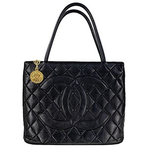 シャネル 復刻トート マトラッセ キャビアスキン ゴールド金具 ブラック トートバッグ