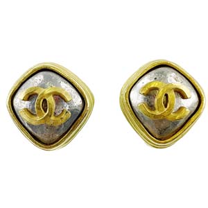 シャネル CCロゴ ゴールドメッキ フェイクパール イヤリング