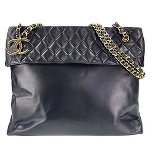 シャネル マトラッセ ラムスキン ブラック ショルダーバッグ