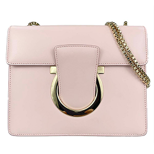 フェラガモ ガンチーニ レザー ピンク ショルダーバッグ