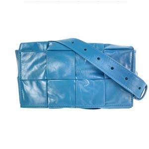 ボッテガ・ヴェネタ カセット イントレチャート カーフスキン プール ミニ ベルトバッグ