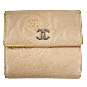 シャネル カメリア レザー ベージュ Wホック 財布
