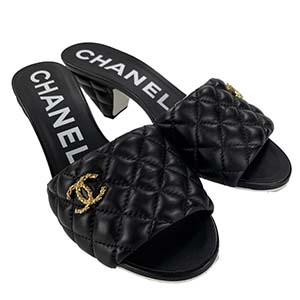 シャネル マトラッセ 22P ラムスキン ブラック コーンヒール 37C サンダル