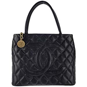 シャネル 復刻トート マトラッセ キャビアスキン ゴールド金具 ブラック トートバッグ