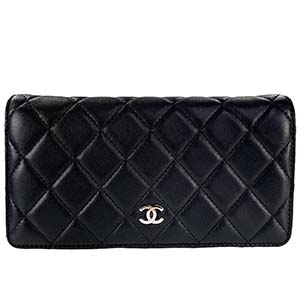 シャネル マトラッセ ラムスキン ブラック 二つ折り 長財布