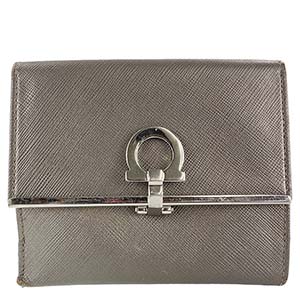 フェラガモ ガンチーニ レザー グレー 財布