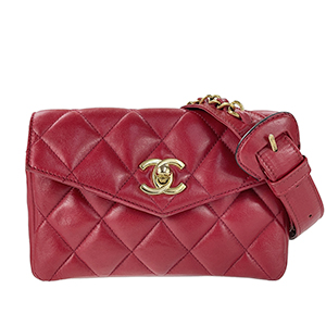 シャネル シャネル マトラッセ 17㎝ ラムスキン レッド ウエストバッグ