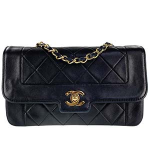 シャネル マトラッセ 22cm ダイアナフラップ ラムスキン ブラック チェーン ショルダーバッグ