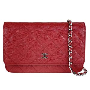 シャネル マトラッセ キャビアスキン シルバー金具 レッド チェーン ウォレット
