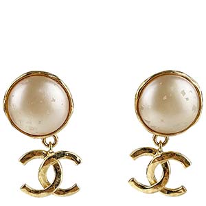 シャネル ゴールドメッキ フェイクパール CCロゴ ゴールド ホワイト イヤリング