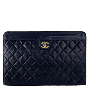 シャネル マトラッセ ラムスキン ブラック クラッチバッグ