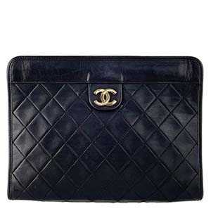 シャネル マトラッセ ラムスキン ブラック クラッチバッグ