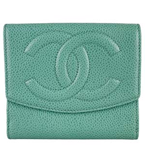 シャネル キャビアスキン CCロゴ グリーン 二つ折り 財布