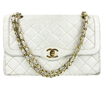 パリ限定 マトラッセ ラムスキン ホワイト ショルダーバッグ